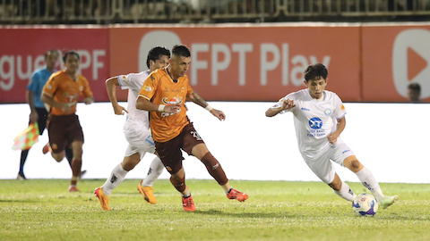 Tiến đến AFC Champions League 2: Nam Định liệu có lên đầu bảng?